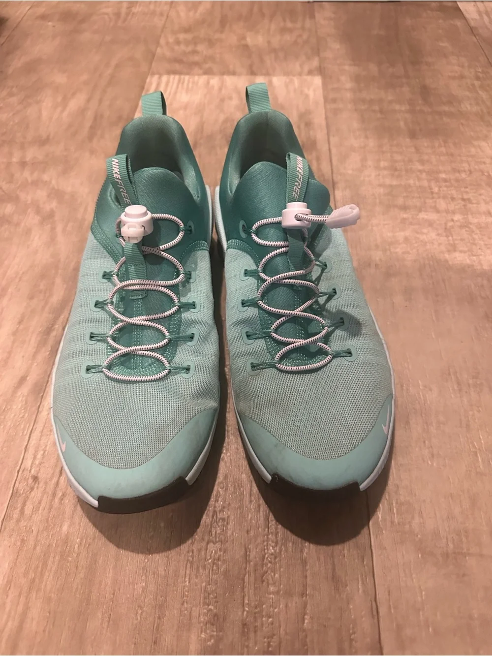 Nike Free Metcon 6 Training Workout Shoes Green Women’s 11 Men’s 9.5